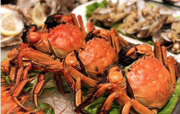 螃蟹什么季节吃 螃蟹公的好吃还是母的好吃